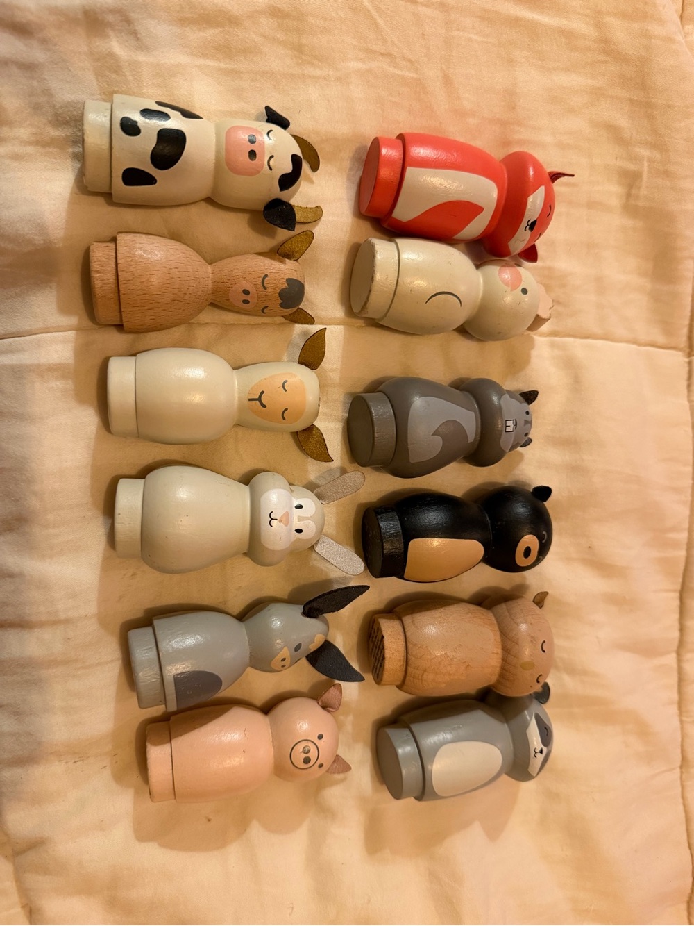 Heart and hand Wooden Farm Animal Peg Dolls Set - Assorted Colors
